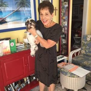 Meet your Posher, Saundra